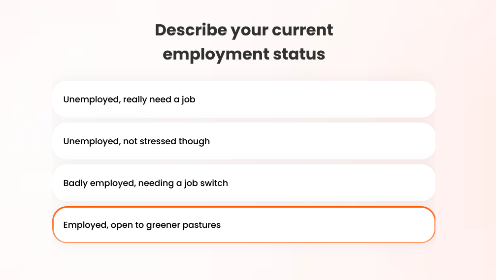 Schermata di onboarding di ApplyBlast che chiede agli utenti di descrivere il loro attuale stato occupazionale.